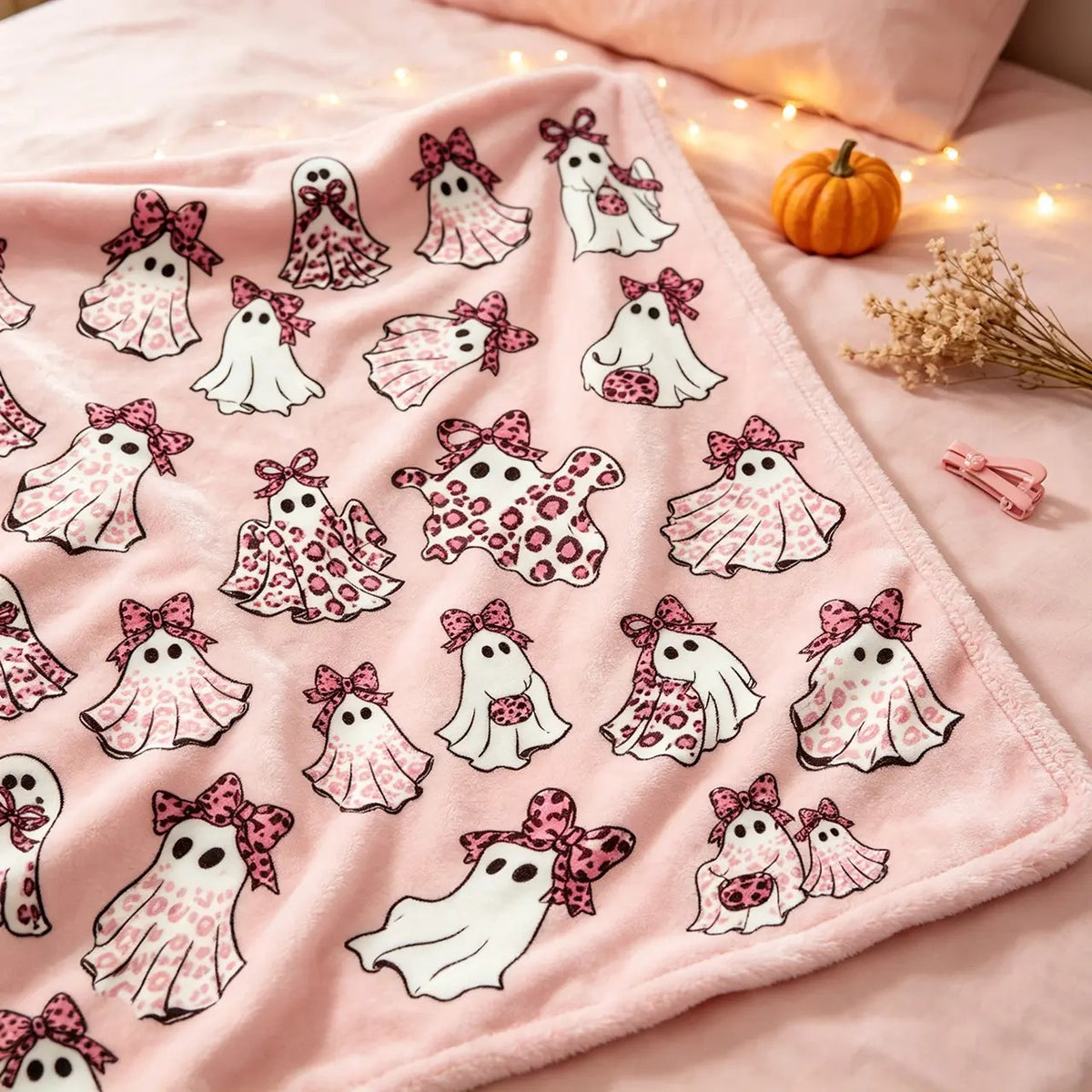 Cheetah Ghost Halloween Flannel Blankets