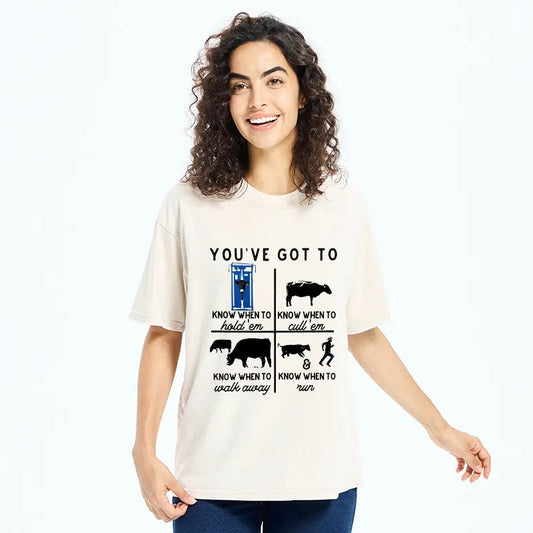 You've Got To Know When To Hold 'Em Funny Western Graphic – Tee, Crewneck & Hoodie